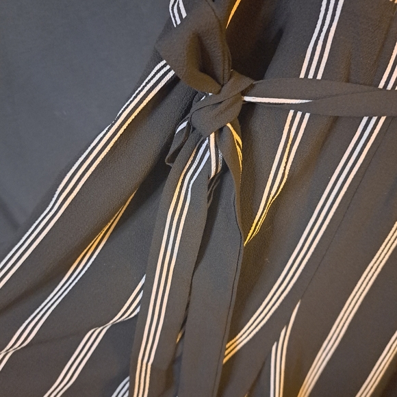 Jumpsuit - Picture 4 of 10